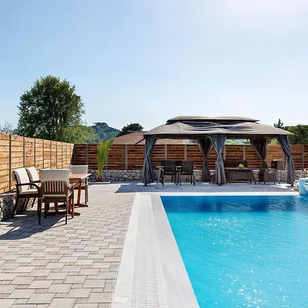 Panthea Luxury * Ialysos (Rhodes)