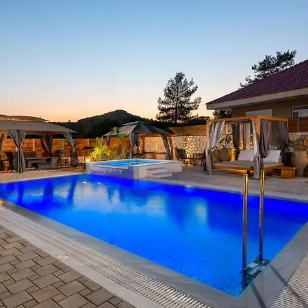 Panthea Luxury Ialysos (Rhodes)