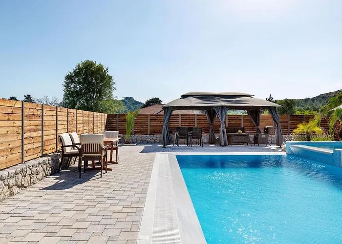 Panthea Luxury * Ialysos (Rhodes)